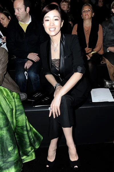 Look 10